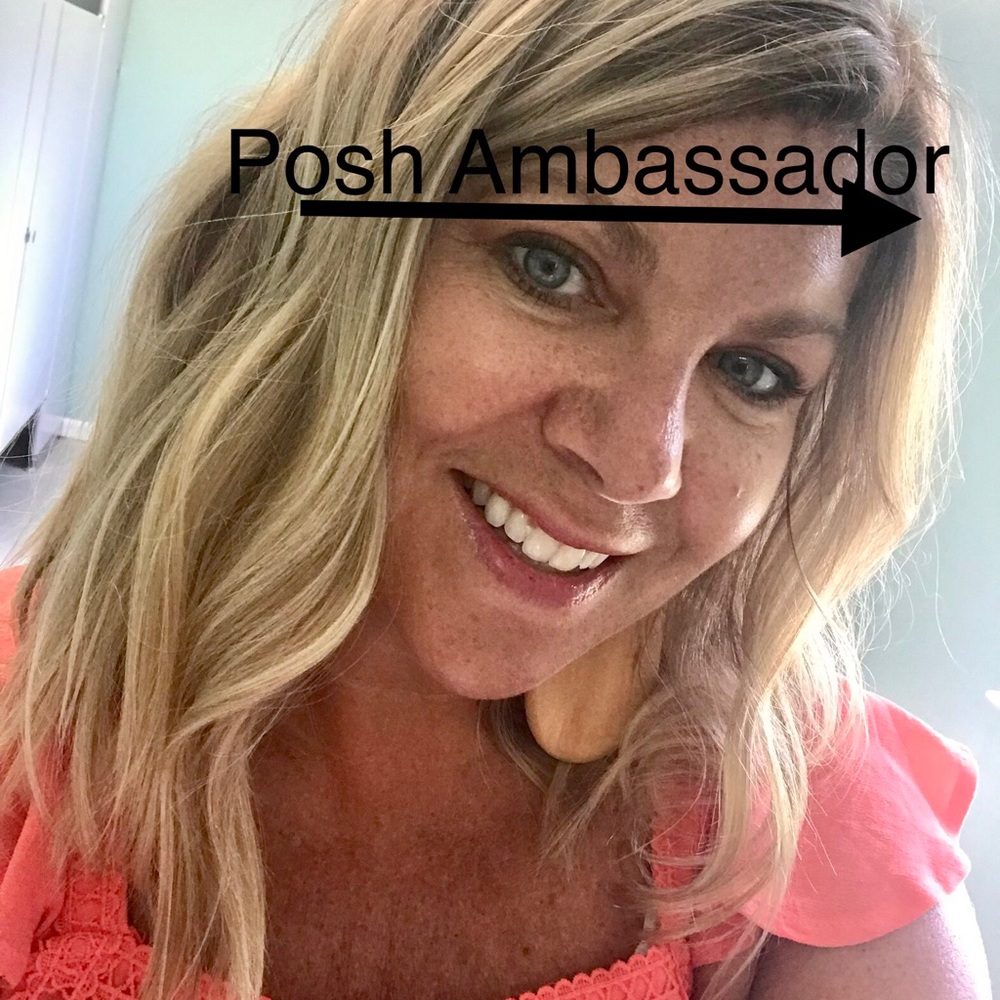 Meet your Posher, Ellen